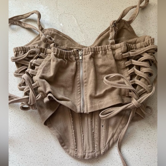 Top - Picture 3 of 5